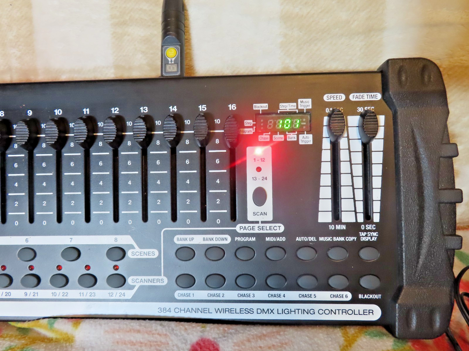 Rockville ROCKFORCE W4 384 Channel Wireless DMX Lighting Controller, READ!!!