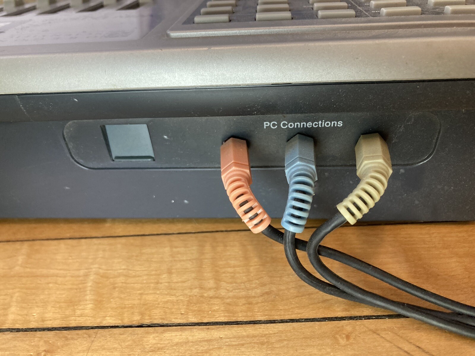 Oregon Scientific WAV DJ VM-108 Includes Cables No Driver