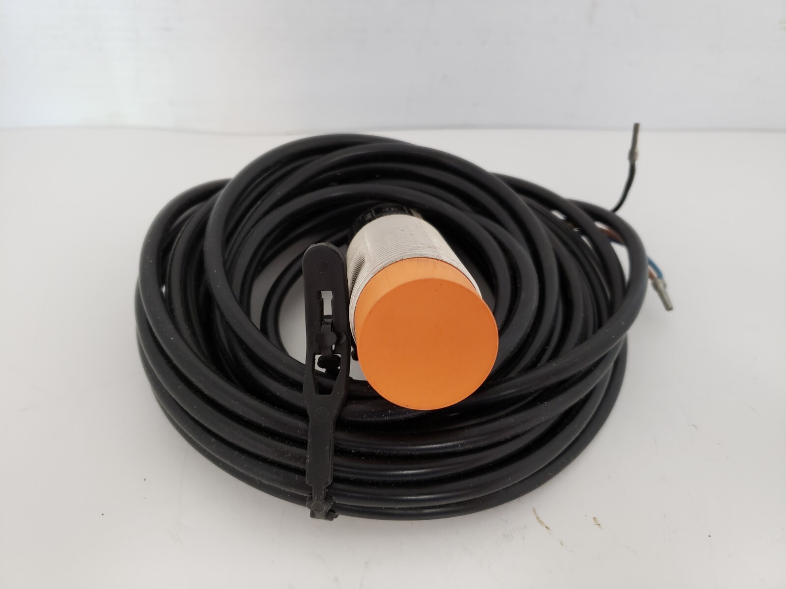 EFECTOR IFM IIA3015-BPKG INDUCTIVE PROXIMITY SWITCH (II5285) NIB