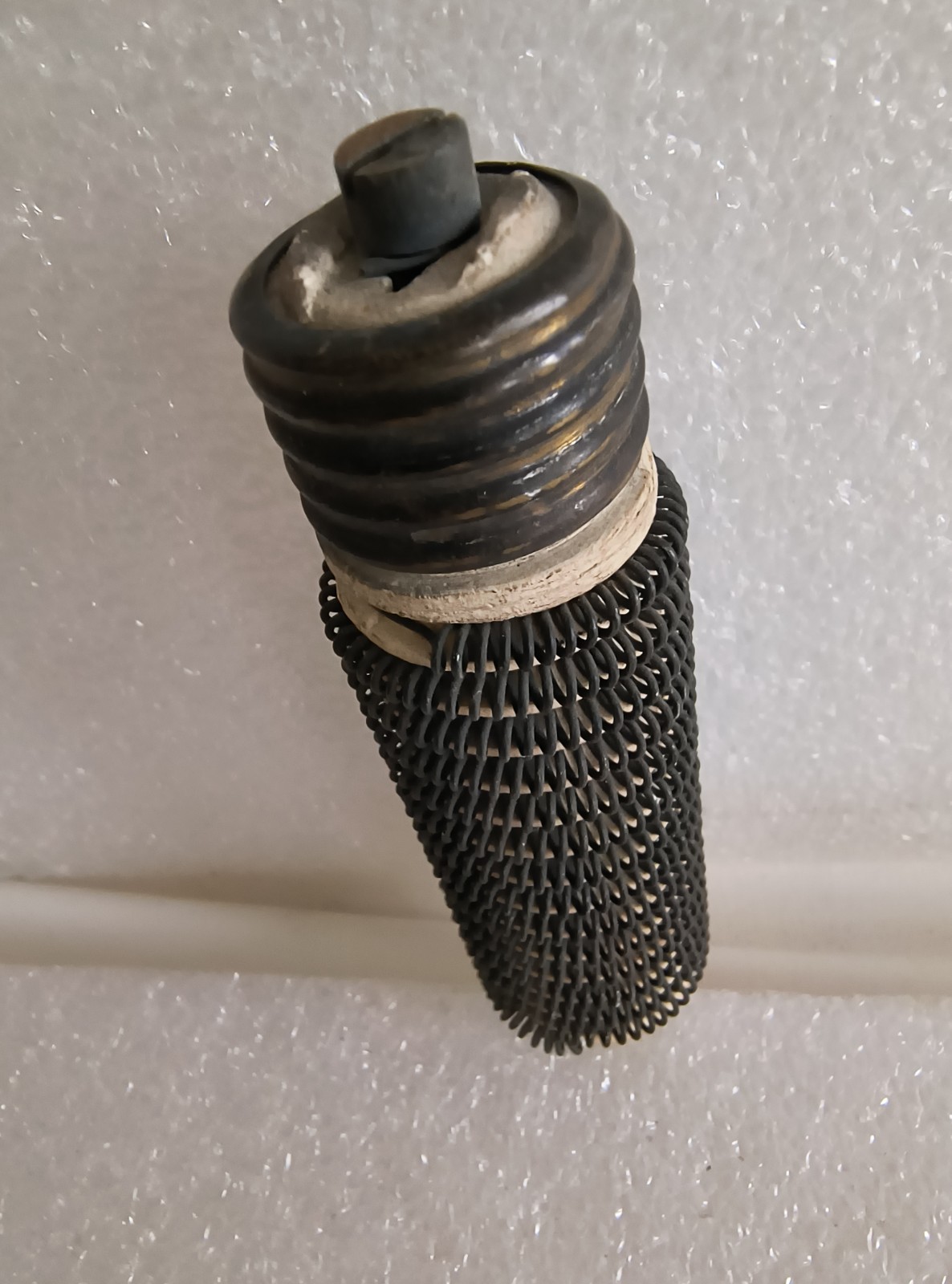 Vintage Ceramic Heater Element – Medium Screw-In Base 4” Industrial Replacement