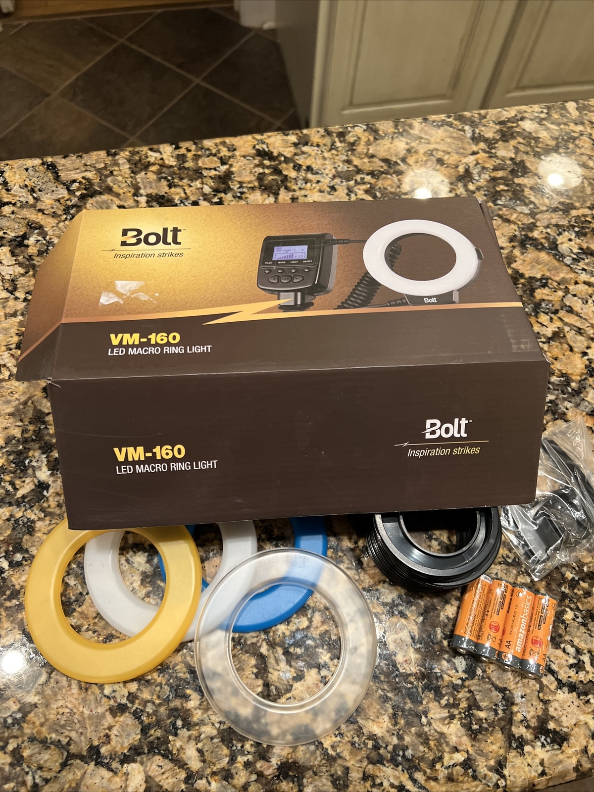 Bolt VM-160 LED Macro Ring Light With Adapter Rings Diffusers