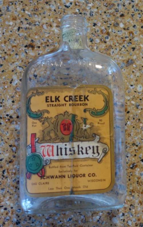 VINTAGE Elk Creek Straight Bourbon Whiskey Pint Bottle Schwann Eau Claire WI