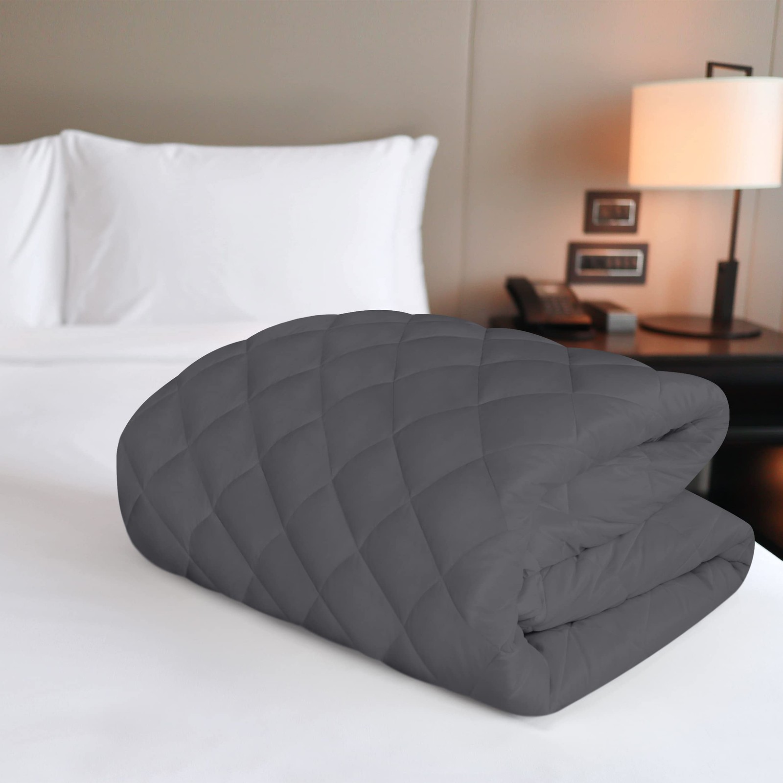 Utopia Bedding Quilted Fitted Mattress Pad, Queen (Pack of 1), Grey