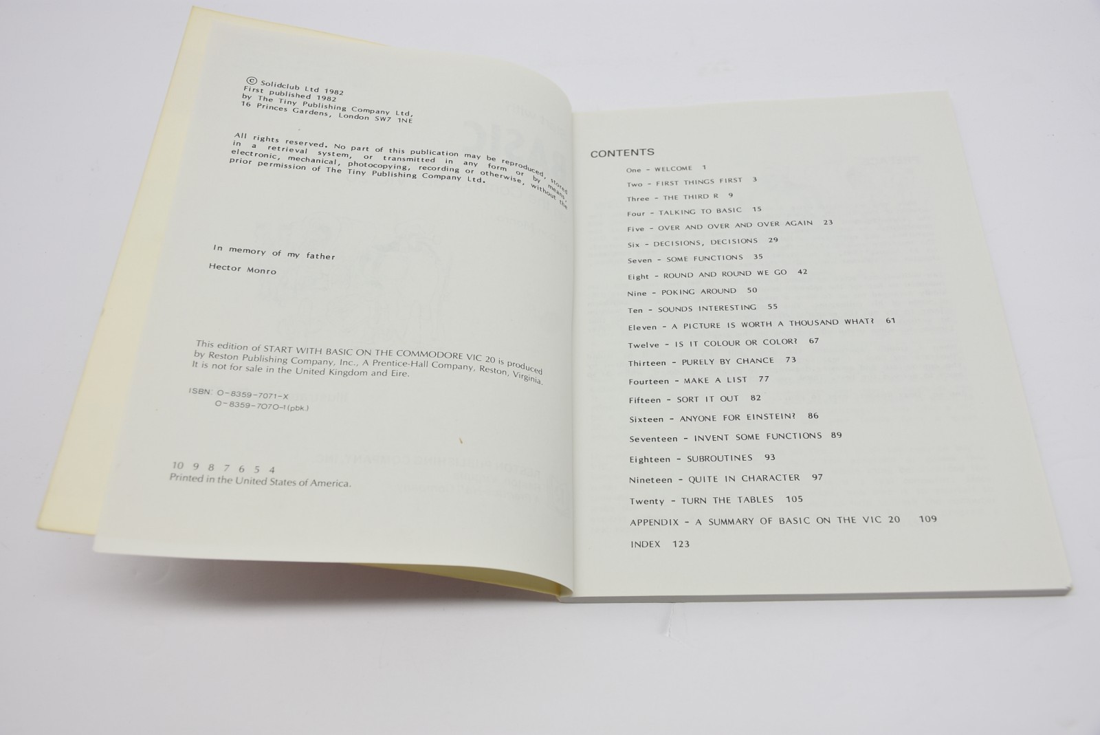 Start With BASIC On The Commodore Vic 20 A Fun Book For A Fun Computer PC VIC-20
