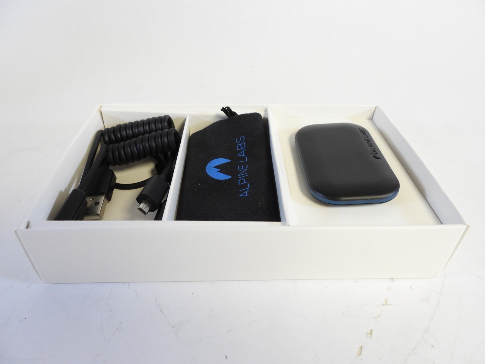 Alpine Labs Pulse Camera Bluetooth remote For Canon/Nikon (NOS)