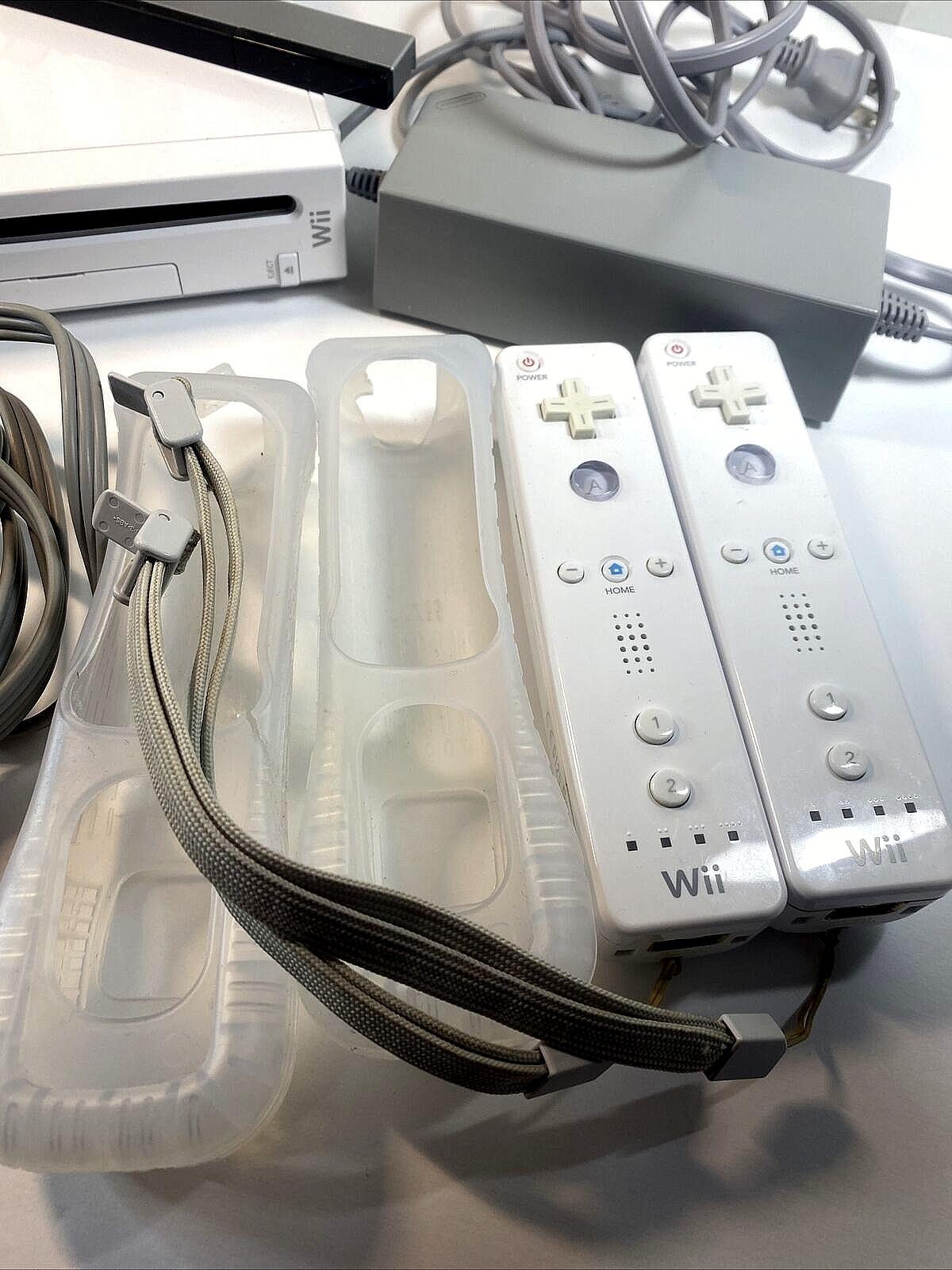 Wii Console Bundle W/Games Tested Fully Functional & Clean Model RV-001