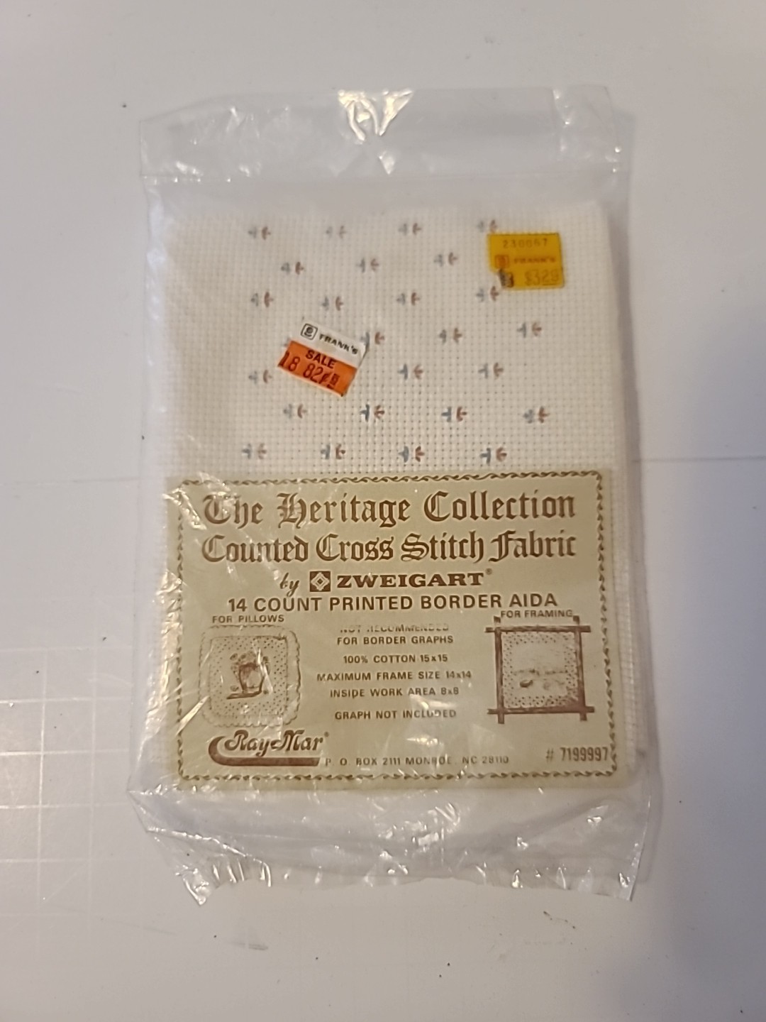 New VTG Ray Mar Heritage Collection 14 Count Print Border Cross Stitch Fabric
