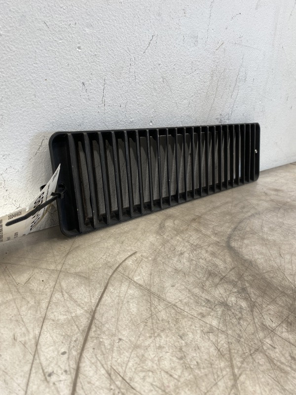 2021 Mack Pinnacle Hood Side Vent (761-10299)