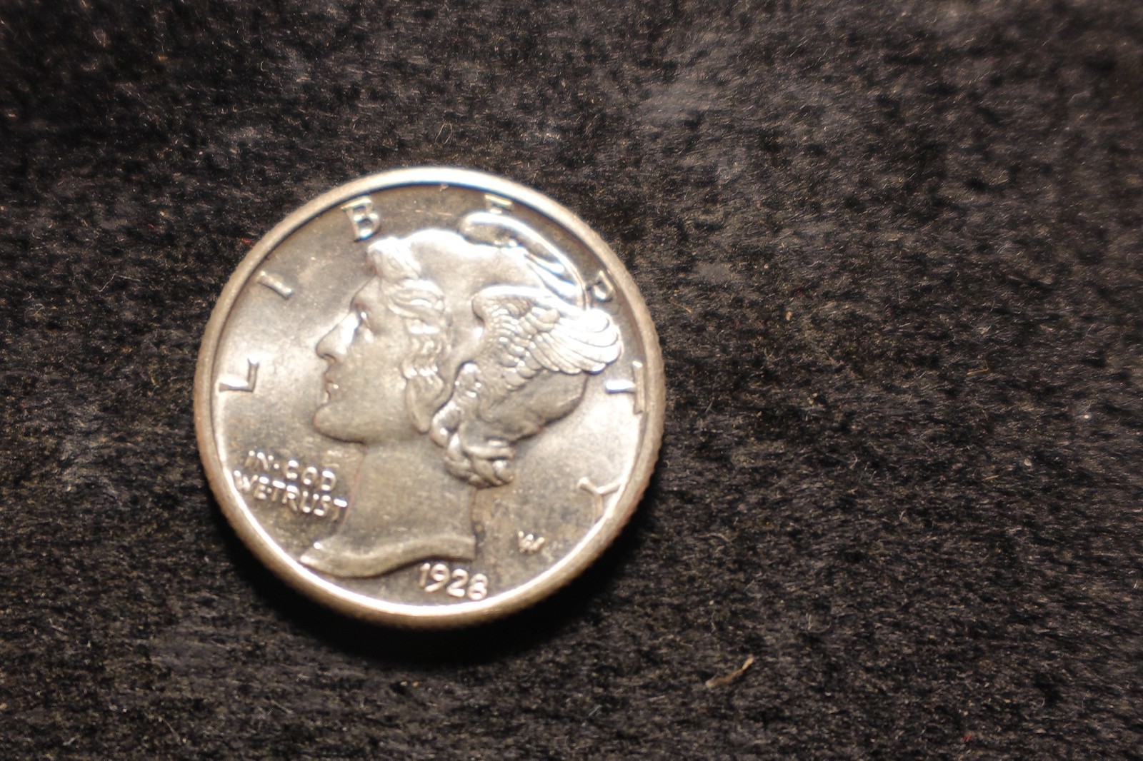 1928 BU GEM BU Solid Mercury Dime Super Fasces Nice Coin NJX