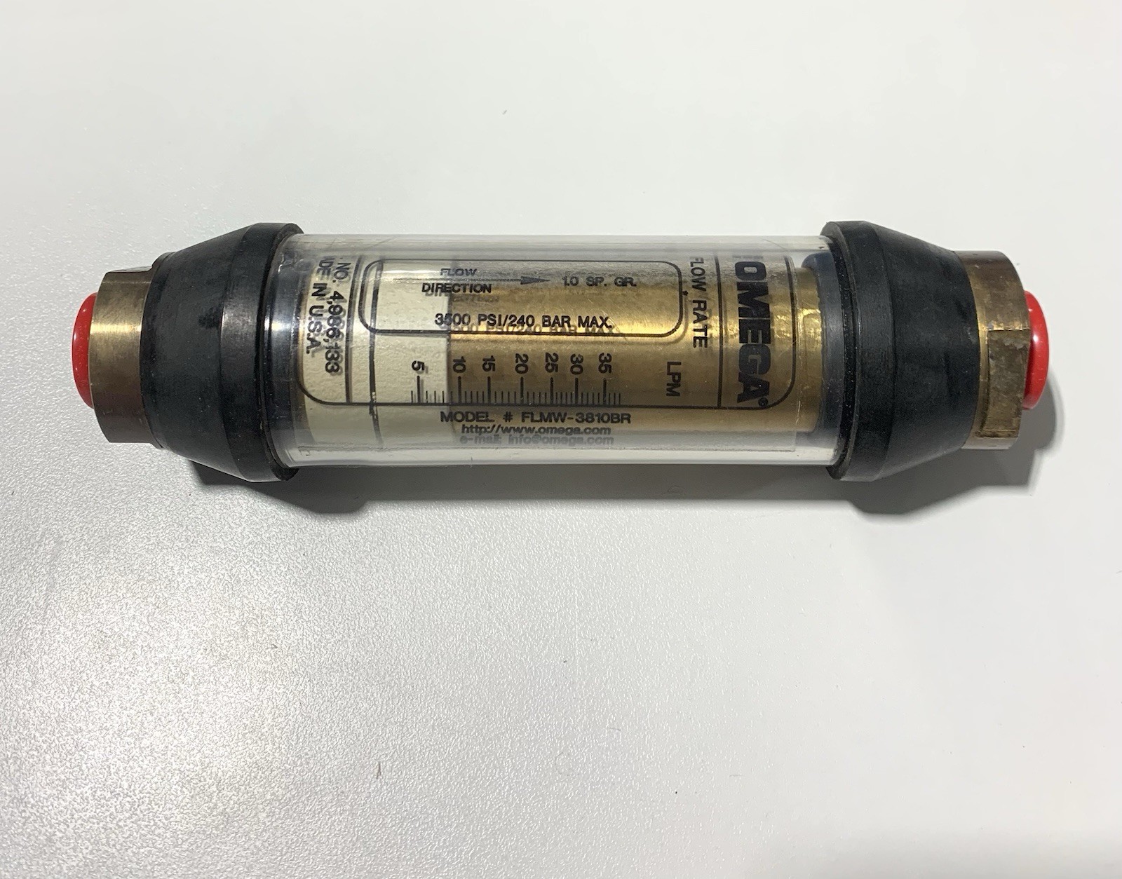 Omega Engineering FLMW-3810BR Flow Meter 10 GPM 3/8" NPT *GREAT CONDITION*