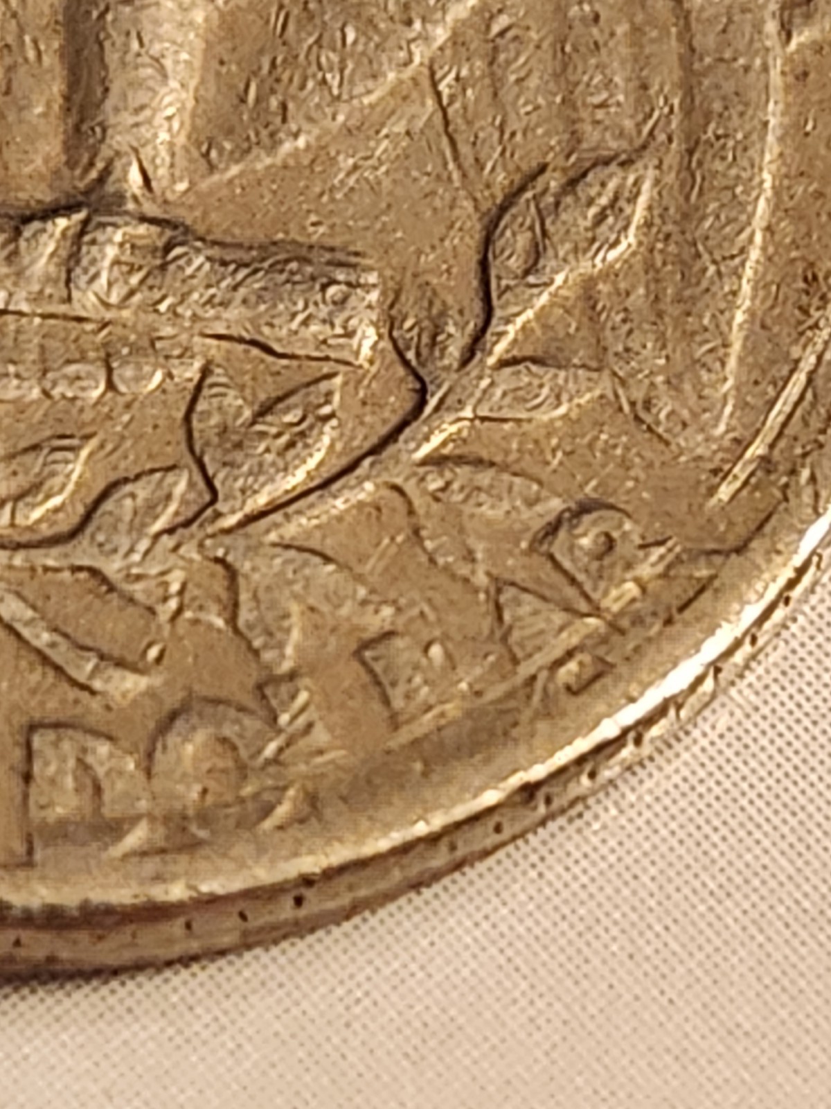 1966 quarter no mint mark . (In) And( A) errors