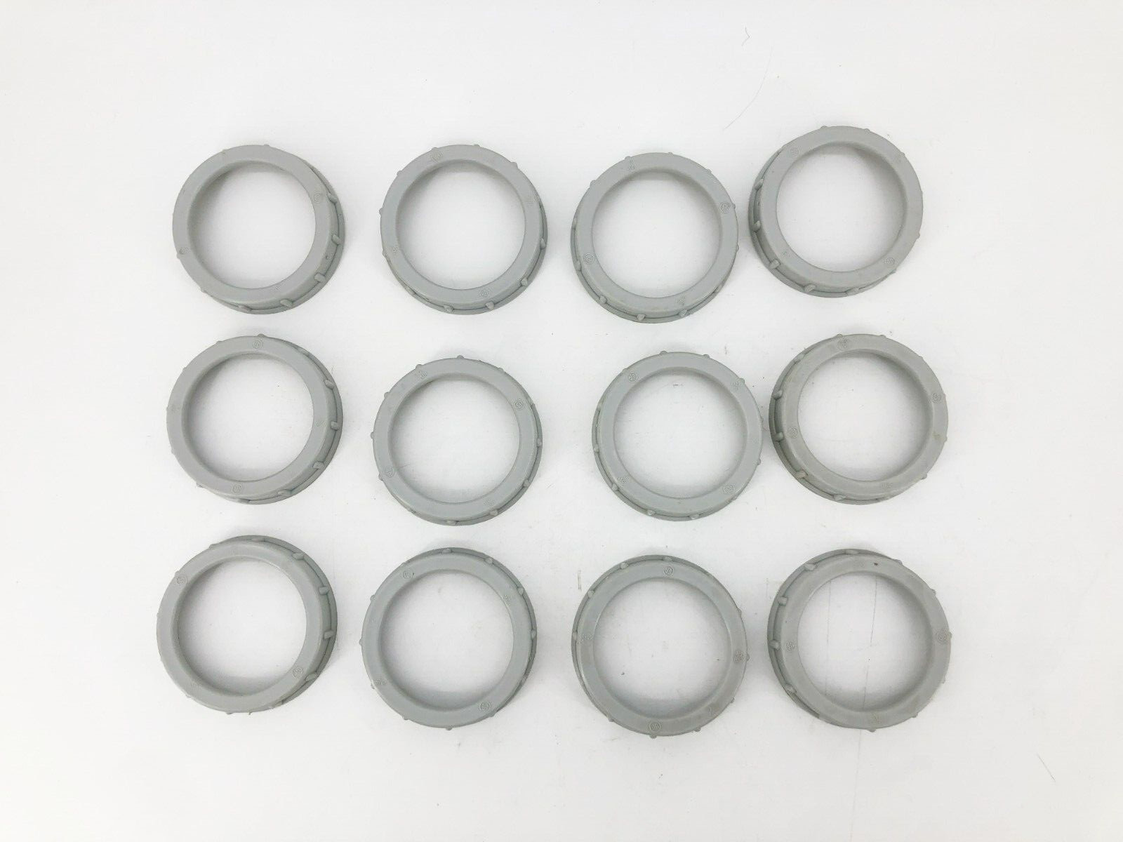 Lot of 12 New Hubbell 1408 Insulating Bushings 2" Flame Retardant Polypropylene