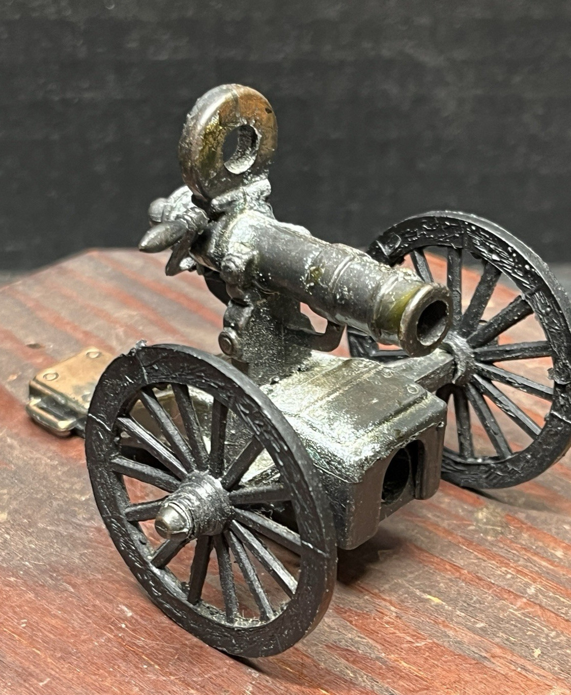 Gatling Gun Die Cast Metal Pencil Sharpener Miniature Military Collectible 2.25"