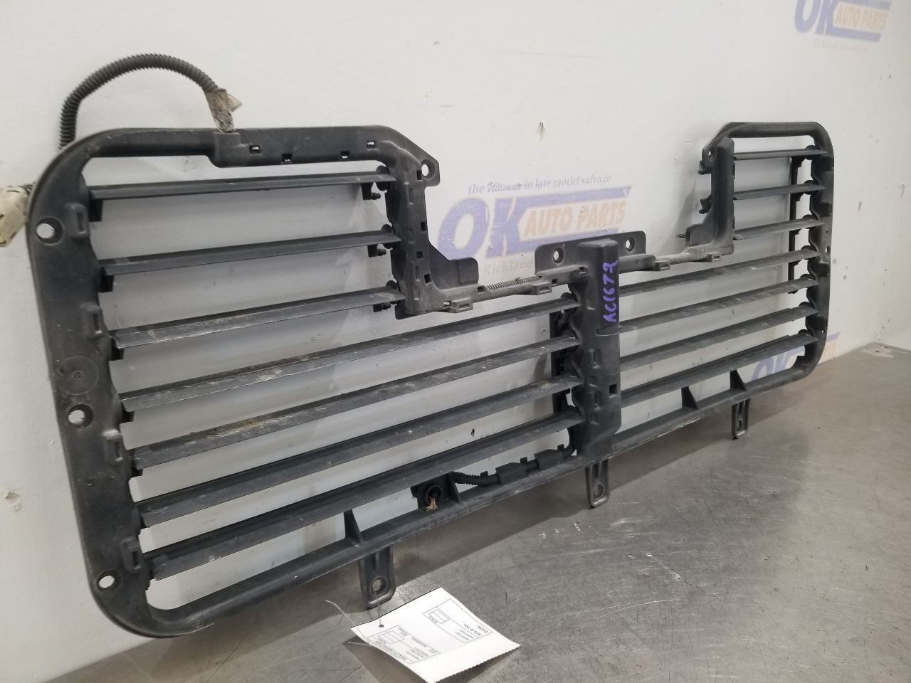 17 CHEVY SILVERADO 1500 4.3L AIR SHUTTER