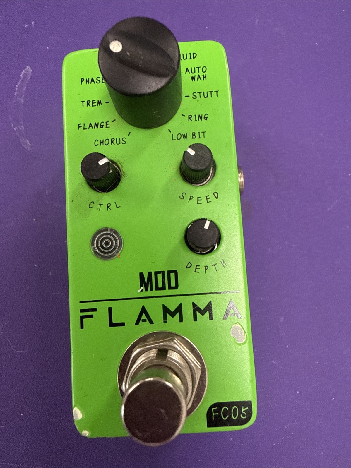 Flamma FC05 Mini Modulation Pedal Chorus, Flanger, Tremolo, Phaser, Vibrato