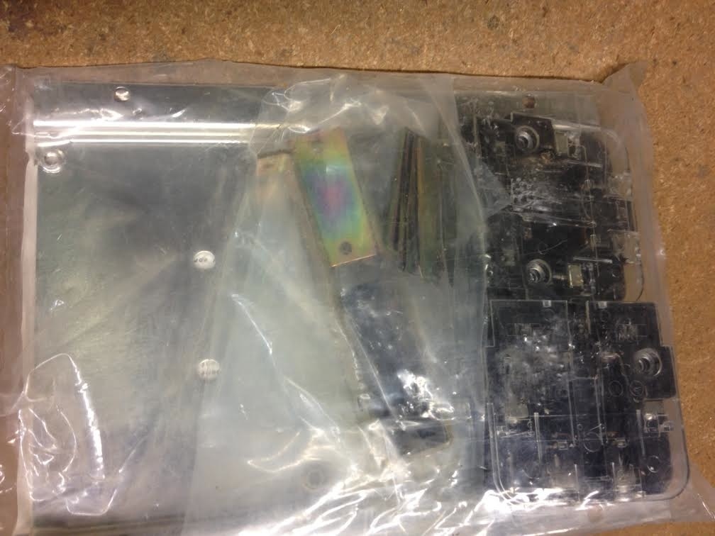 E-Nr 910-307-342-00 AEG Mechanical Interlock Kit LS47/57/77 NIB