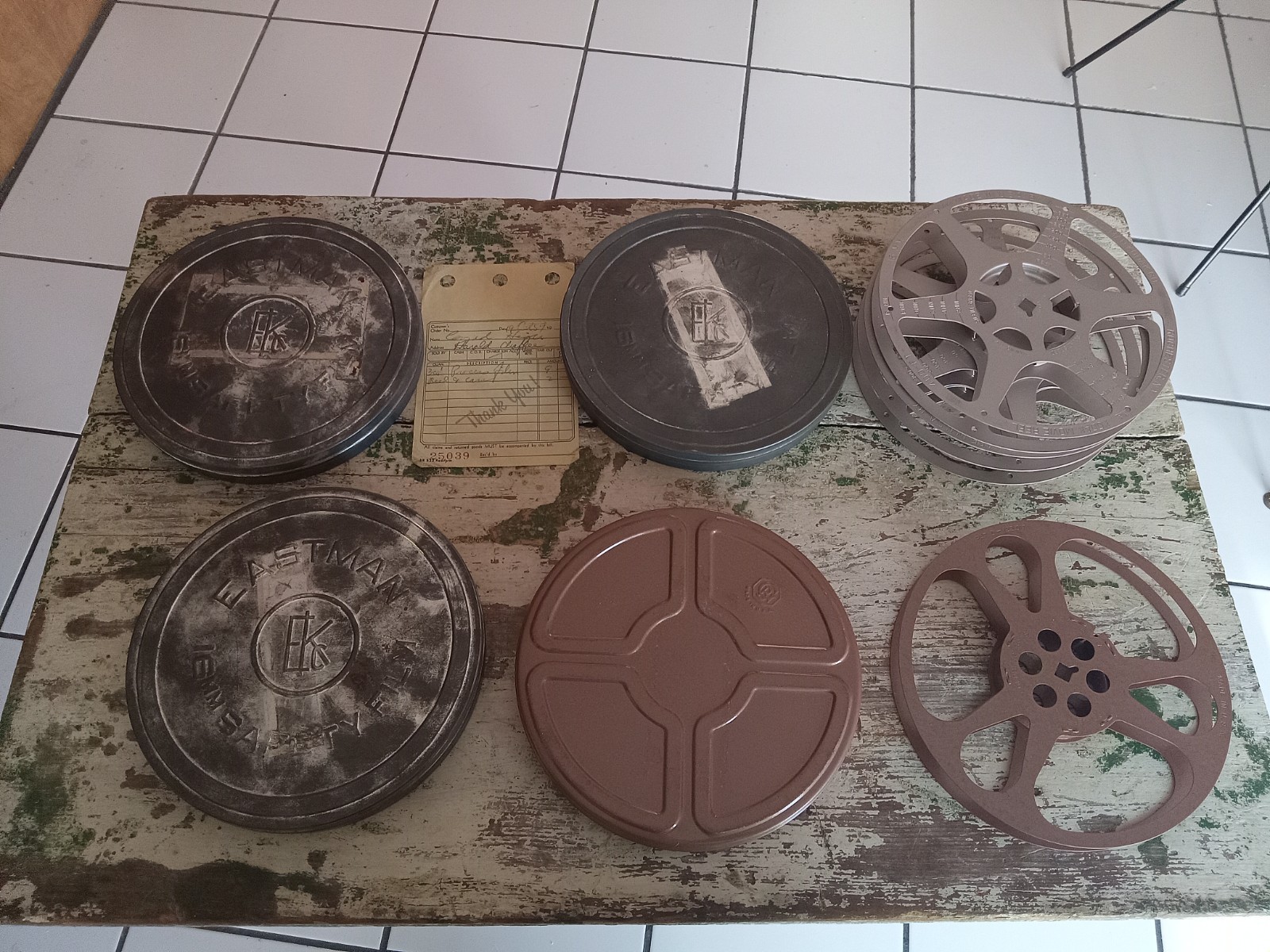 4 Vintage Eastman Kodak & Goldberg Bros GB Film Reels & Canisters 16 MM 50s Lot