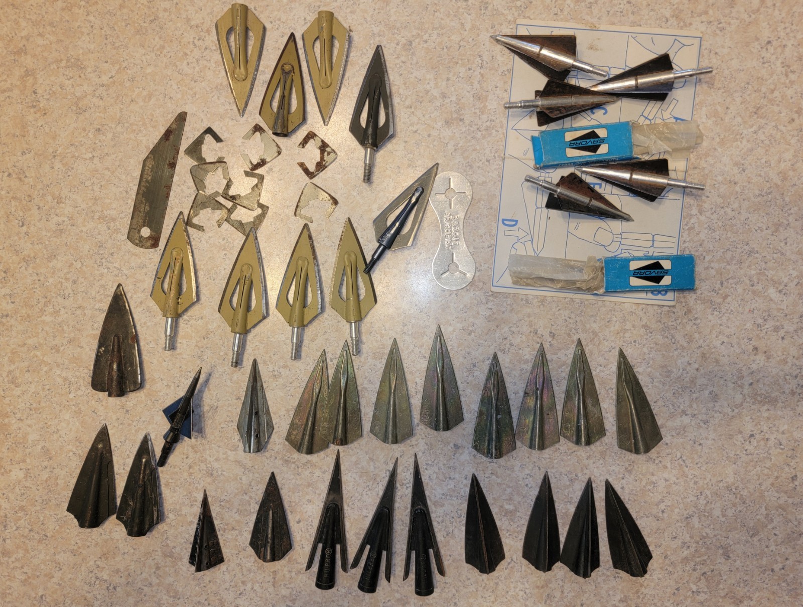 Mixed Vintage Broadhead Lot