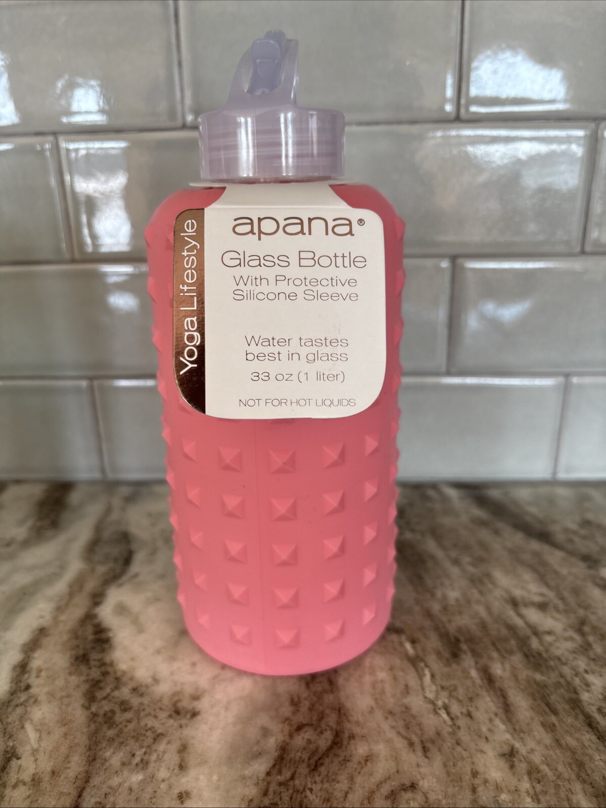 Apana Glass Water Bottles W/ Spiked Spikes Silicone Sleeves 33oz Coral  NEW