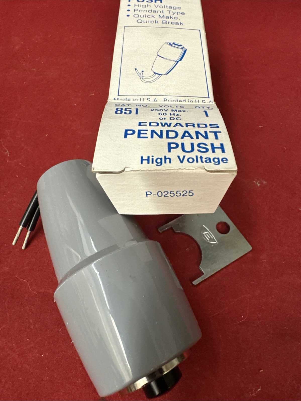 General Signal Edwards Pendant Push, Cat No 851