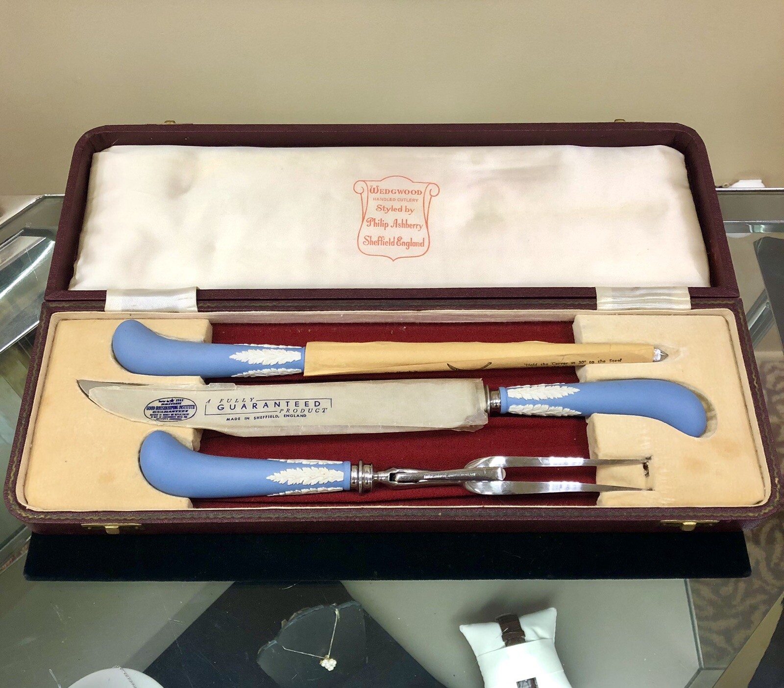 Philip Ashberry Wedgewood Blue Jasperware 3 Piece Carving Set Original Box