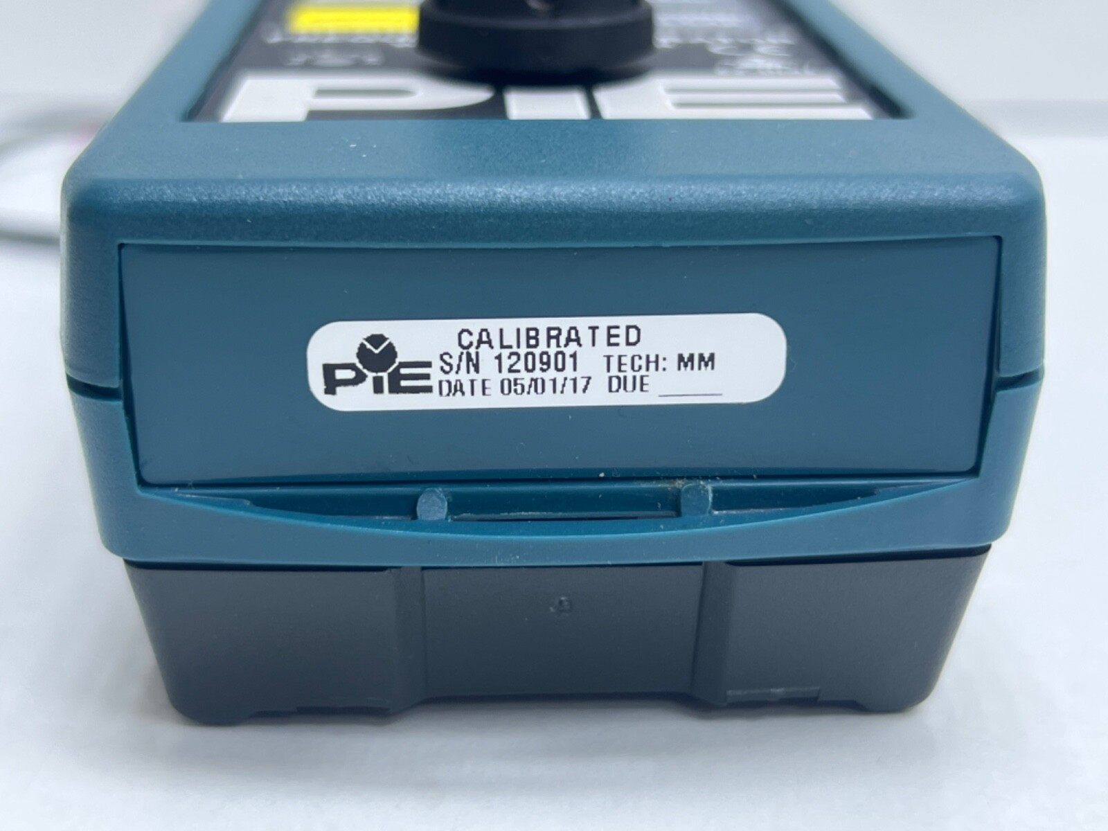 PIE MODEL 541 FREQUENCY CALIBRATOR WITH TOTALIZER