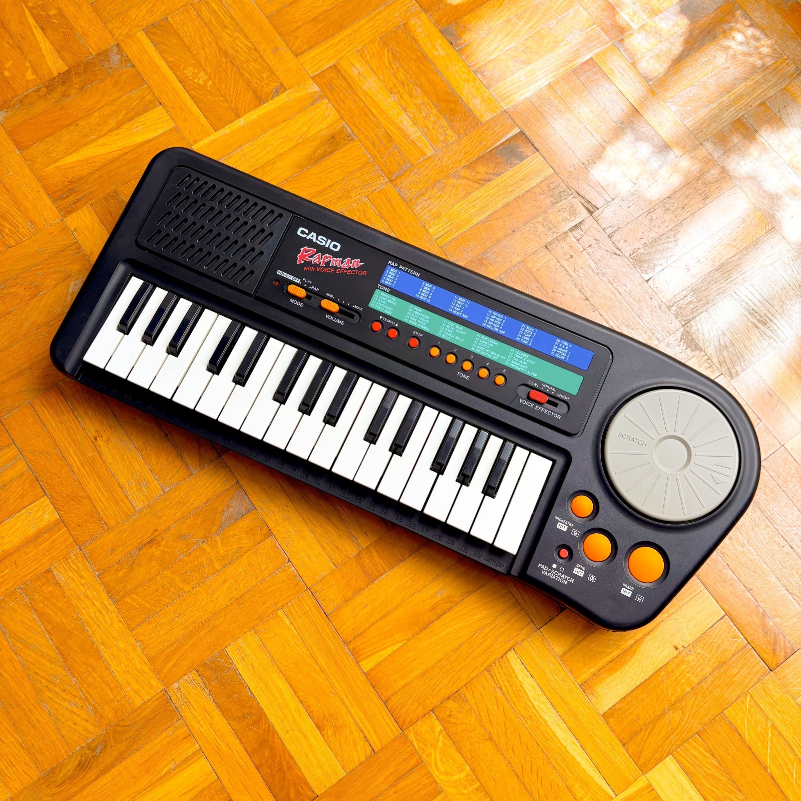 Casio Rapman (Japan,1990) Toy Synth Vocoder and Voice Effector! With microphone!