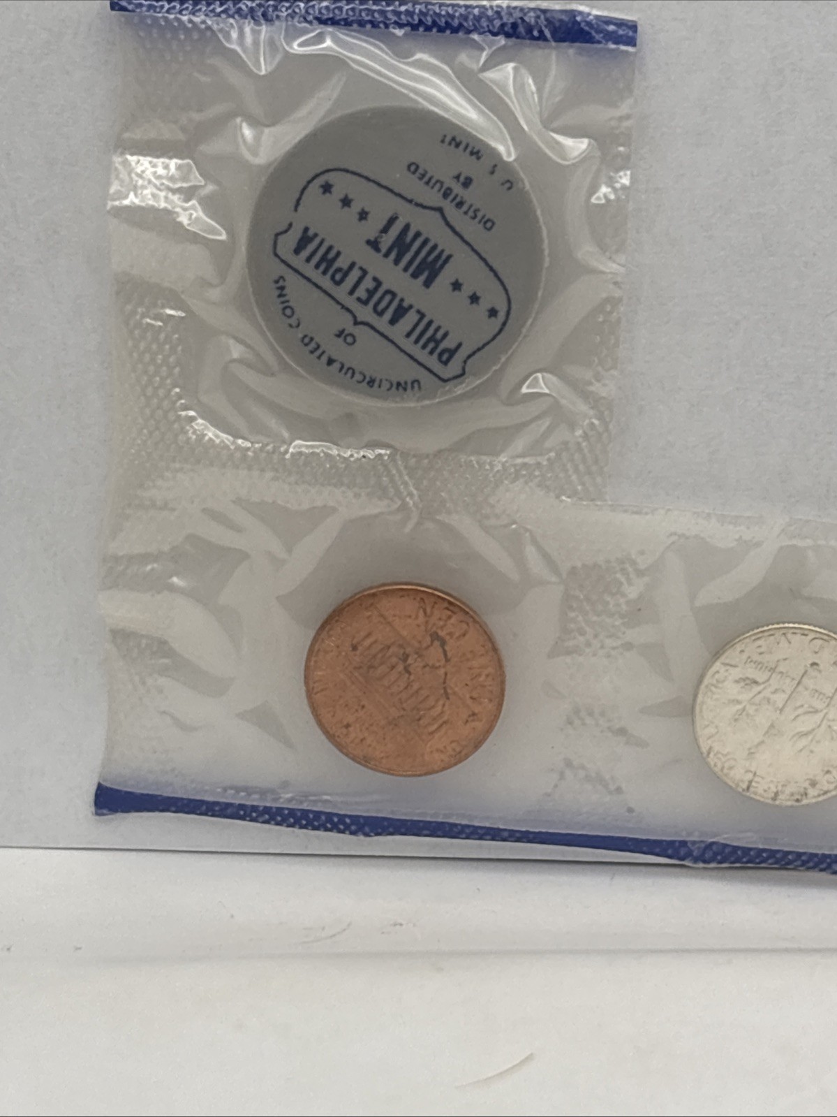 1962 Philadelphia Mint UNCIRCULATED Set Missing Half - 90% silver quarter & dime