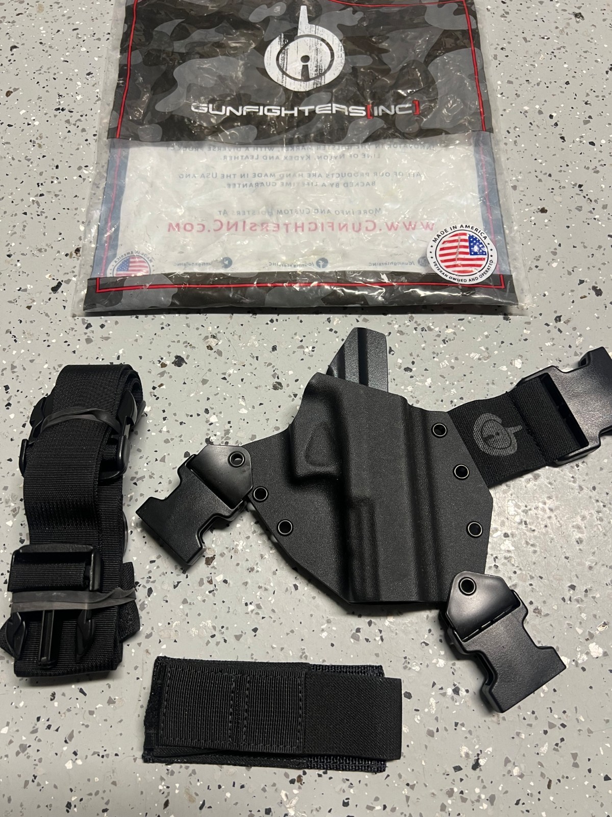 Gunfighters Inc Kenai Kydex Chest Holster Glock 20/21/40 RH w/ Mag Pouch - NEW