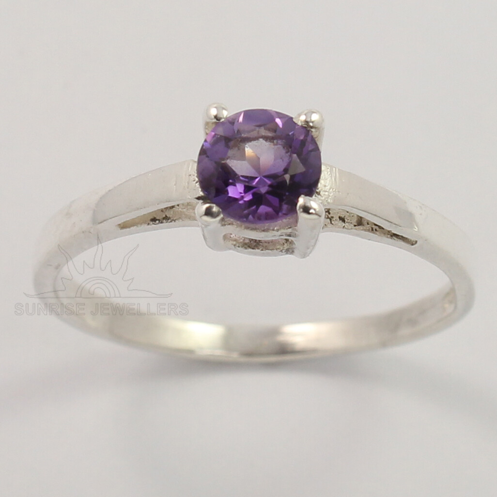 Garnet Gemstone Handmade Engagement Ring 925 Sterling Silver Ring All US Sizes