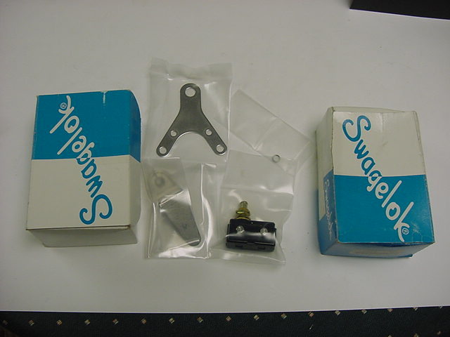 Lot of 2 Swagelok MS-SWITCH-93K MICROSWITCH KIT
