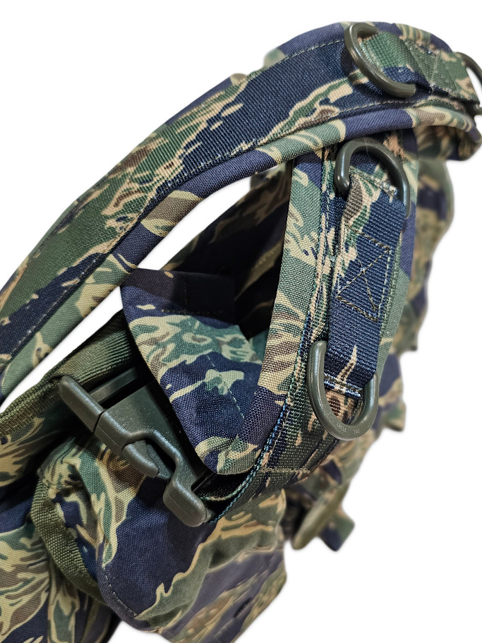 Chest Rig Tigerstripe Blue