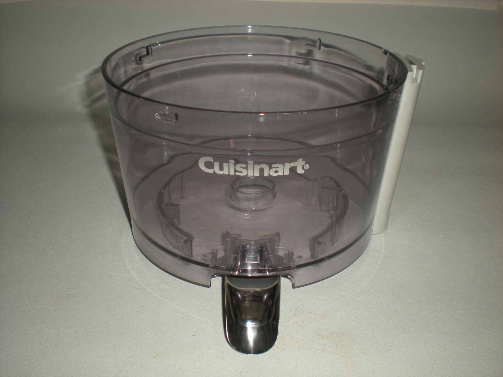 Cuisinart Body Housing Cup For Core Elements Juicing Center FP-110 FP-130 FP-145