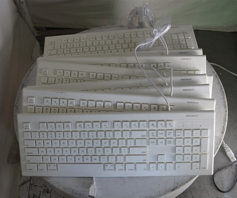 Lot of 10* MACALLY MKEYE Wired Keyboard WHITE
