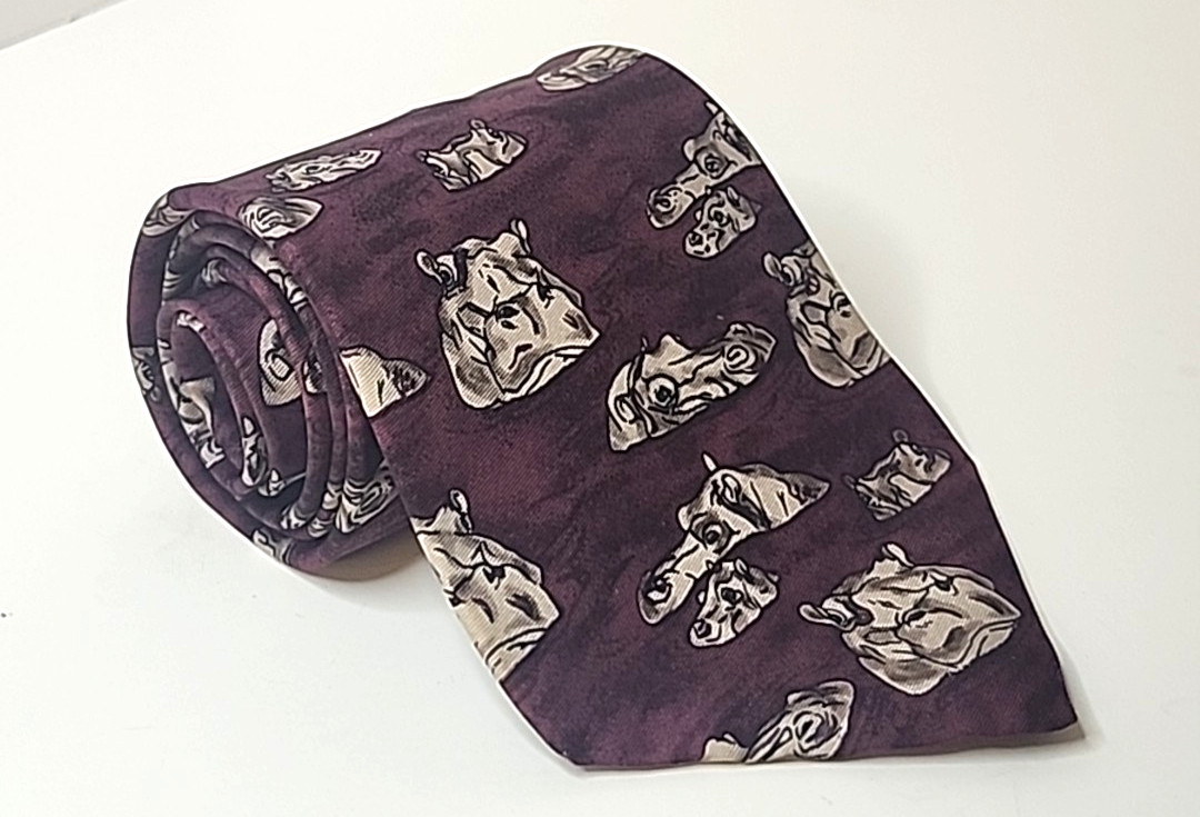 World Wildlife Fund Tie Hippopatamus Hippo Red  Vintage 1991