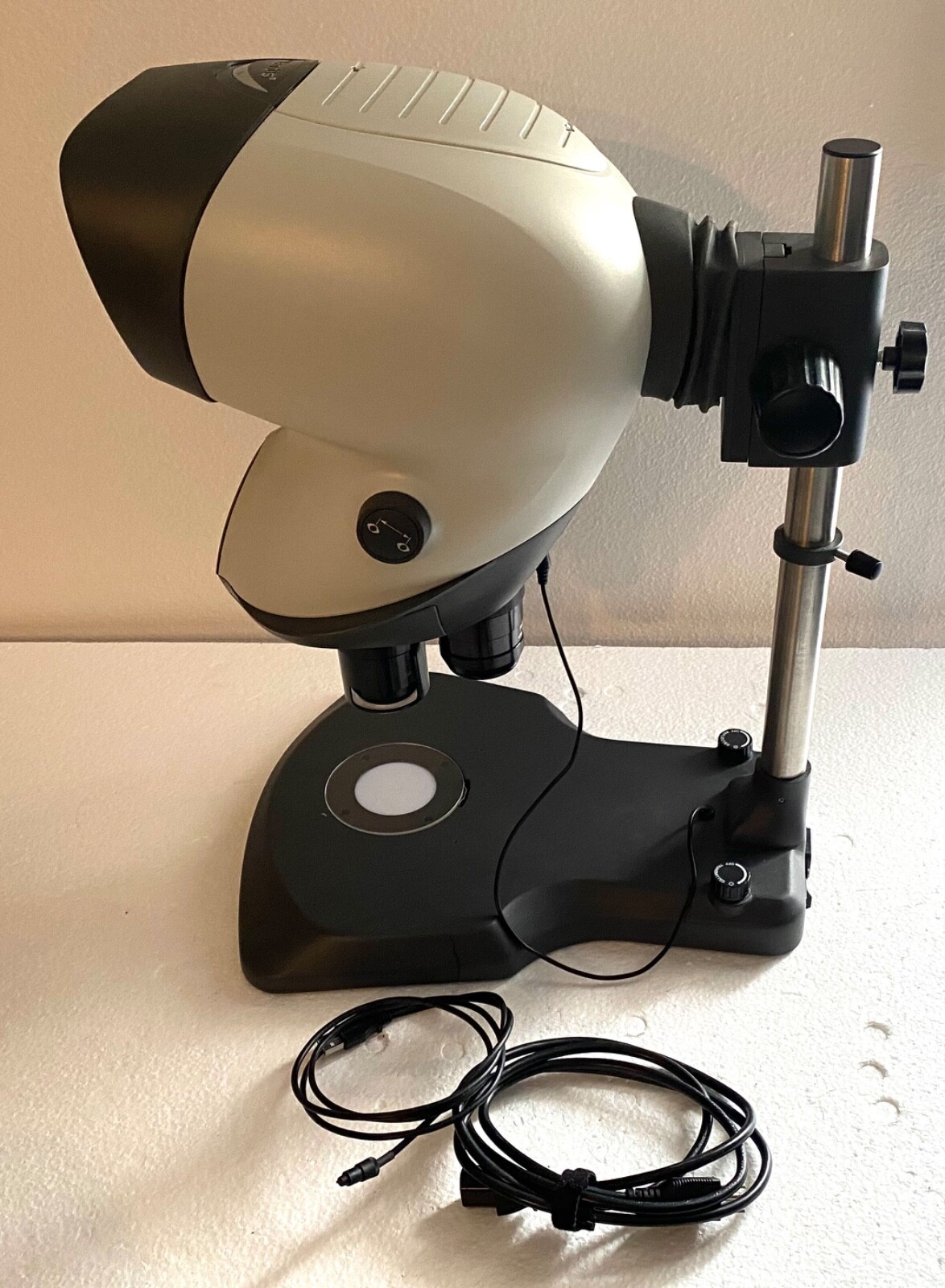Vision Engineering Mantis Elite-Cam HD Microscope w/ 10X & 20X Lenses & Stand