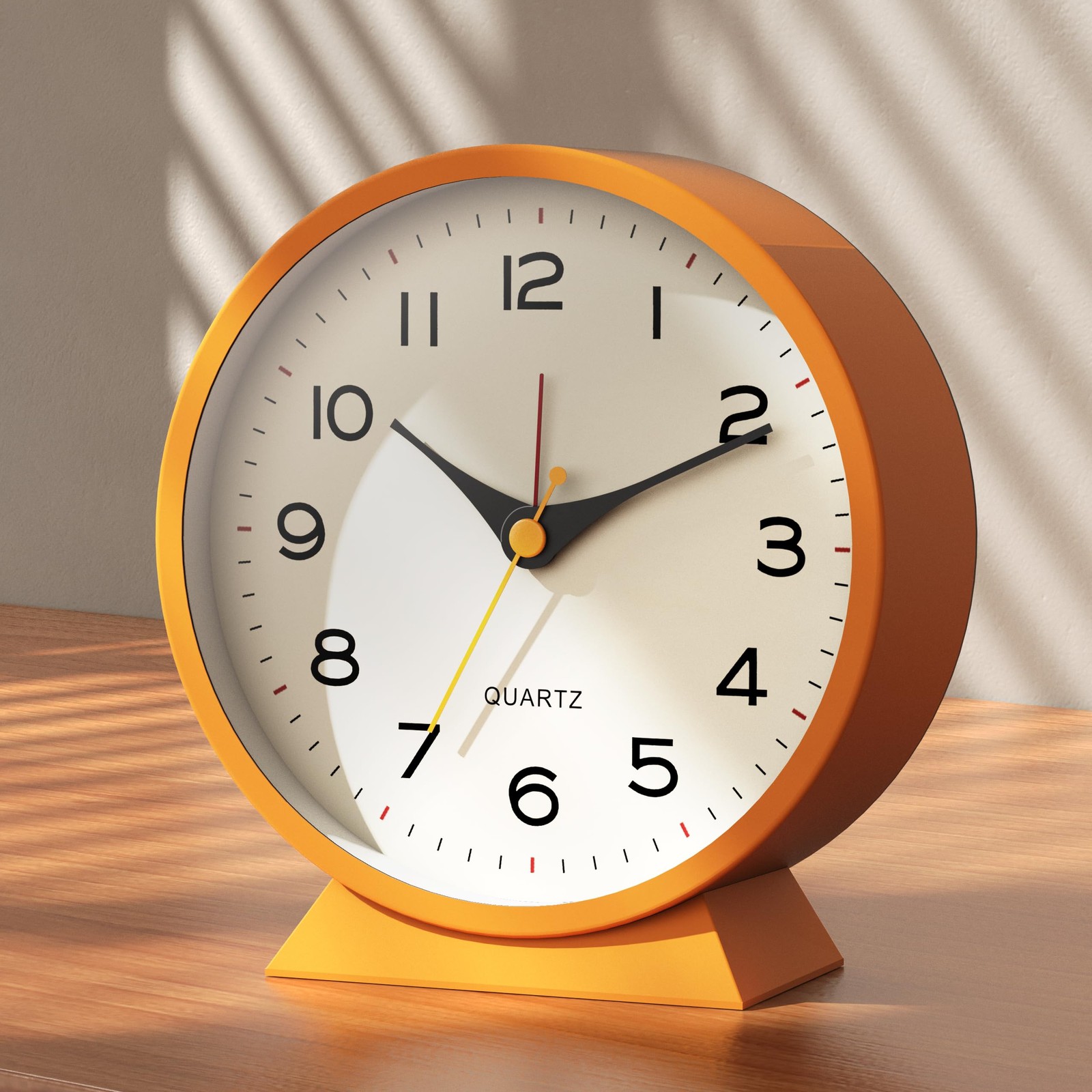 AYRELY 4.5 Inch Analog Alarm Clock Retro Silent Metal Desk Clock Battery Operate