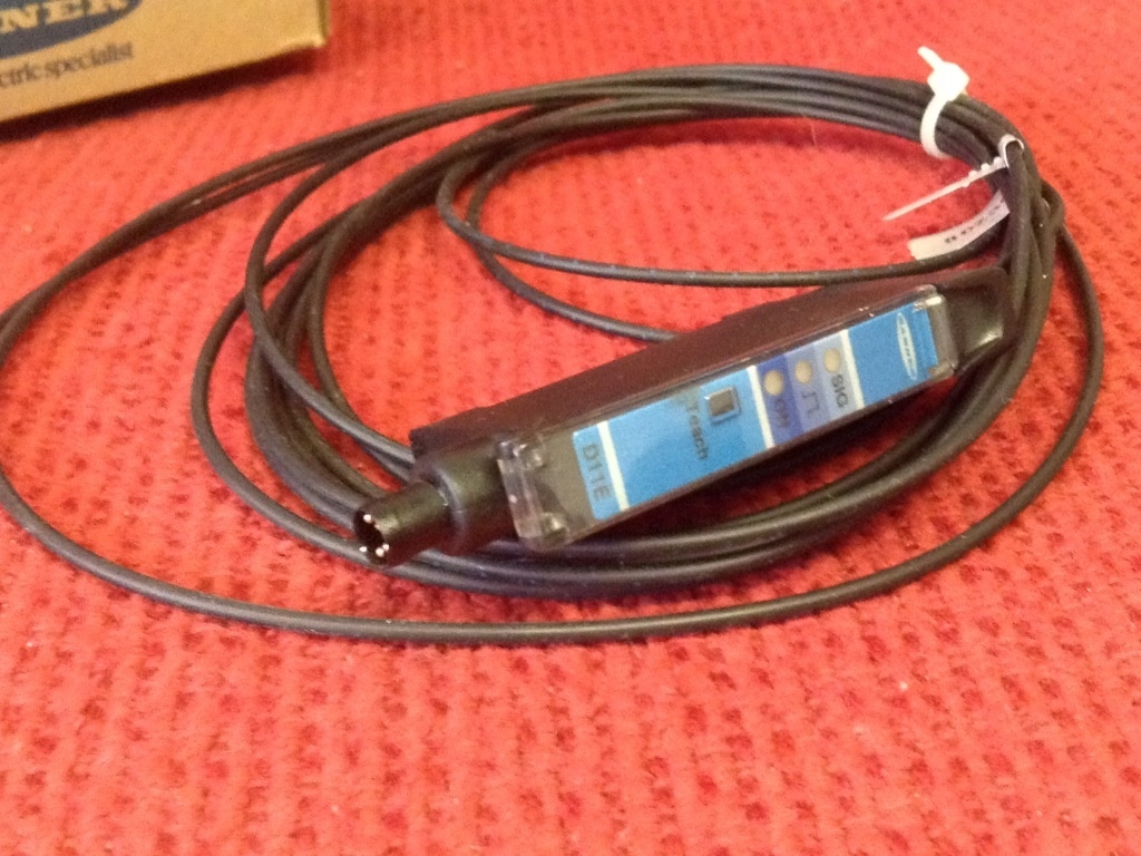 Banner - Plastic - Fiber Optic Sensor - Model #D11EP6FPGQ - NEW