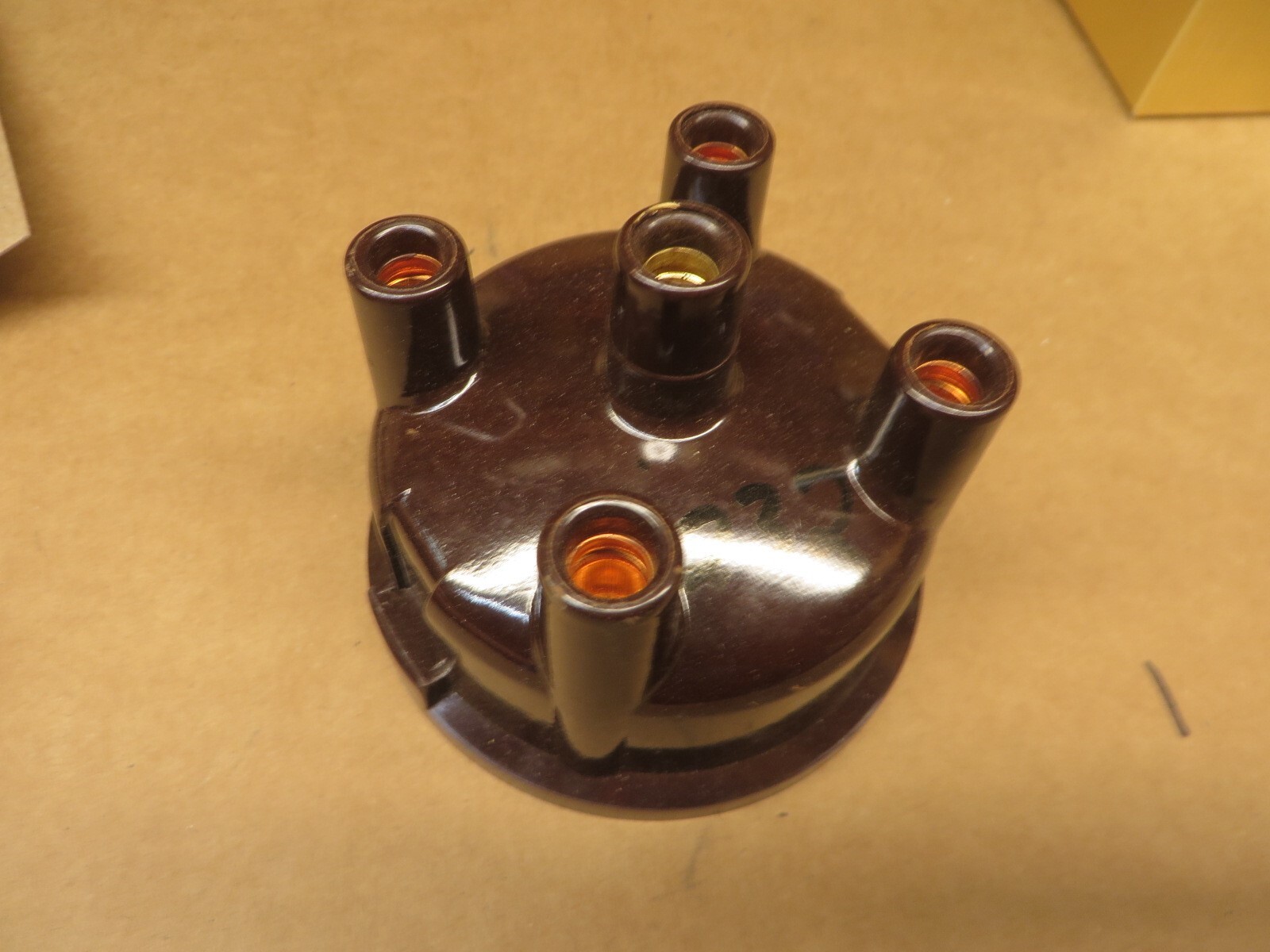 DISTRIBUTOR CAP FACET # 2.7463 vintage new N O S fits VW