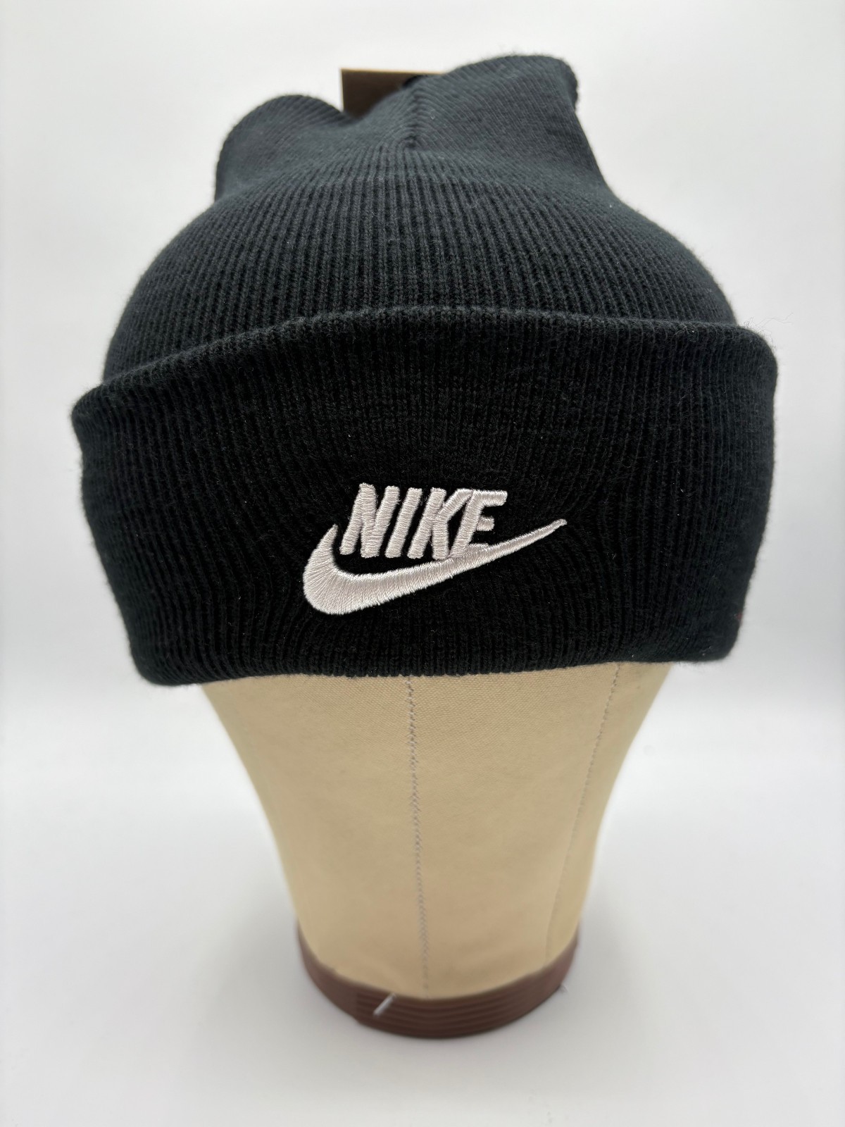 Nike Peak Black Beanie Futura Logo One Size HF0186-010