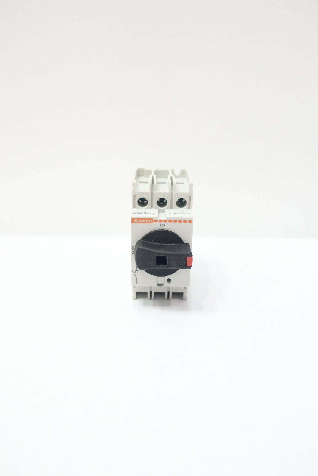 Lovato GA025A Disconnect Switch 25a 3p