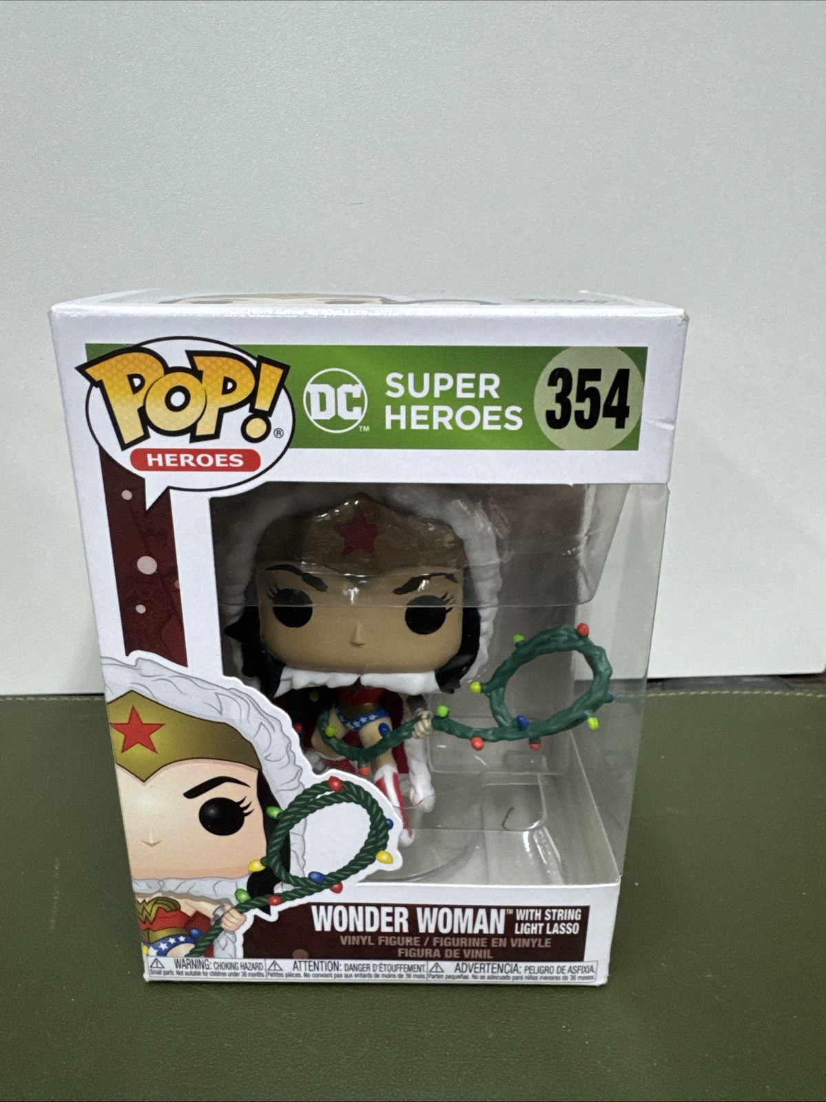 Funko Pop! Vinyl: DC Universe - Wonder Woman with String Light Lasso #354