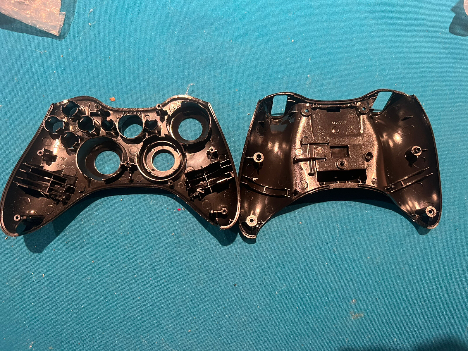XBOX 360 Controller Replacement Case Glossy Black With Matching Battery Case