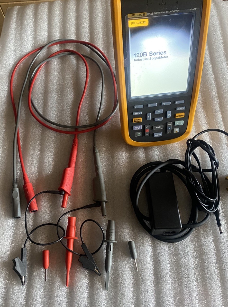 Fluke 123B Industrial Scope Meter