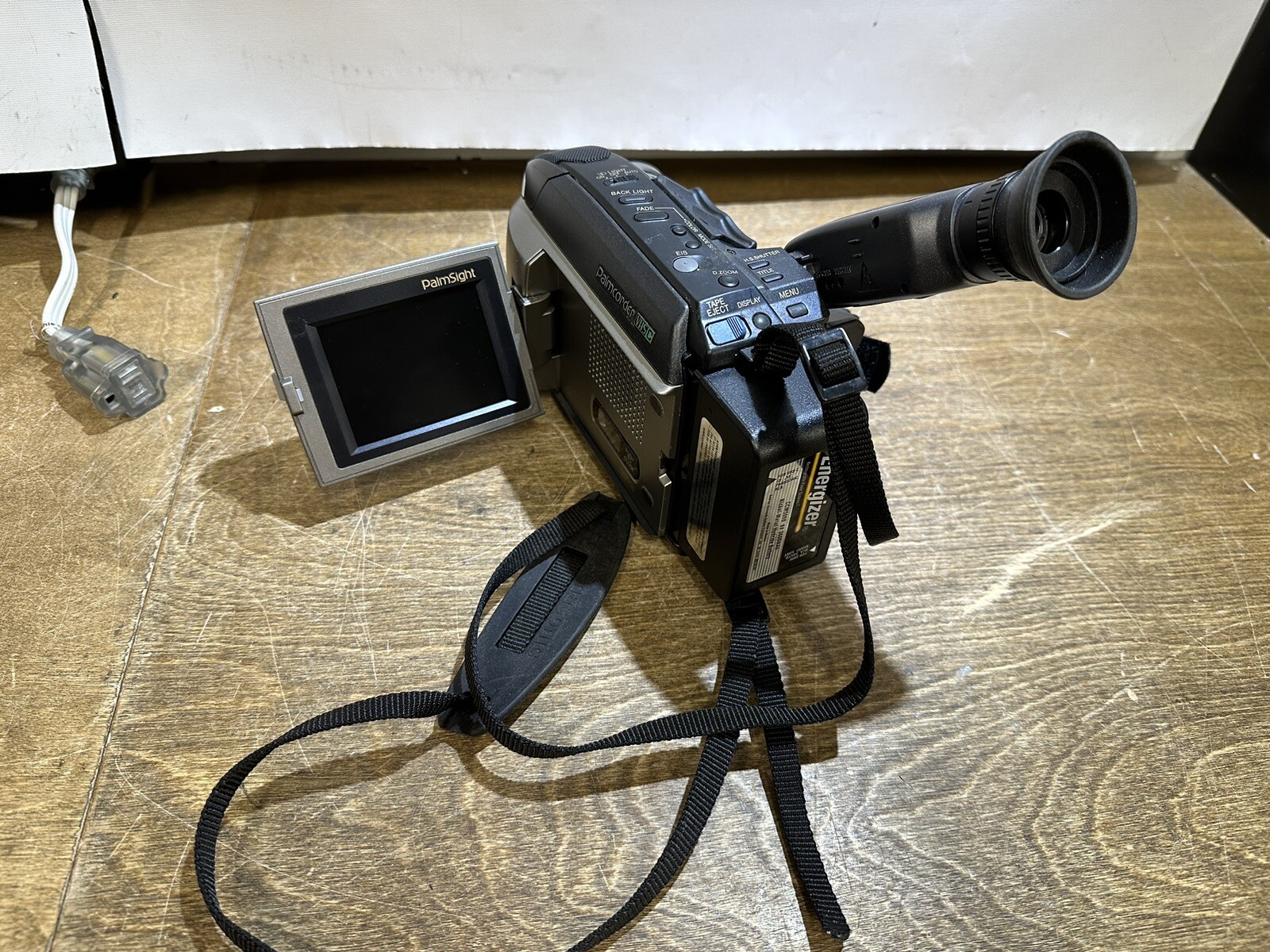 VINTAGE PANASONIC VHSC PALMCORDER PV-L678 NICE WORKS GREAT NO CHARGER