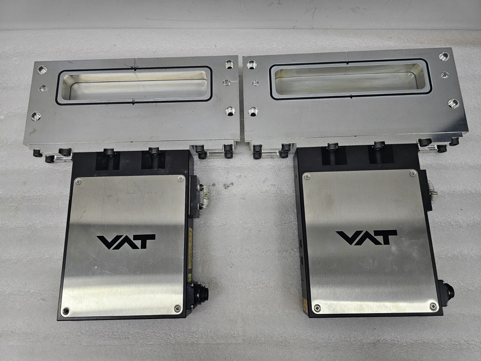 1PC VAT 02010-BA24-0001 Rectangular Gate Valve