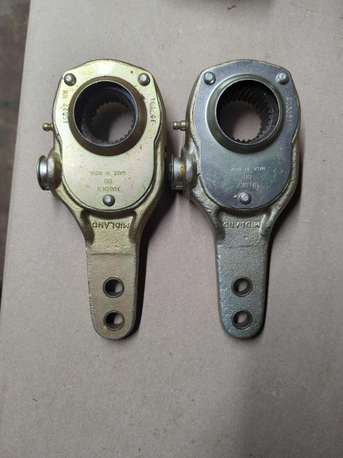 2- Haldex Midland KN44051  Brake Slack Adjusters NOS