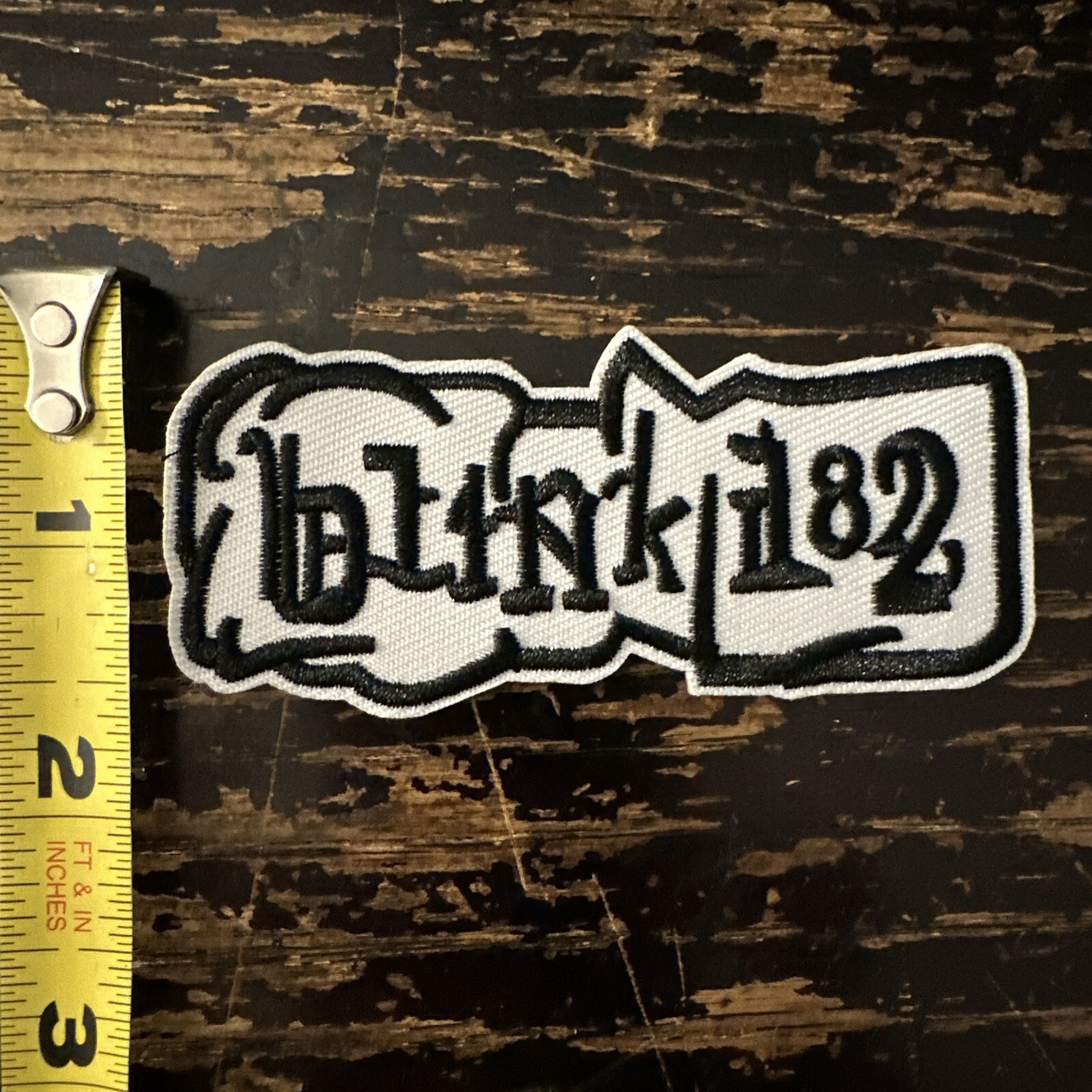 Blink 182 (Embroidered Iron on patch) Punk/Rock/Metal/Music/Art