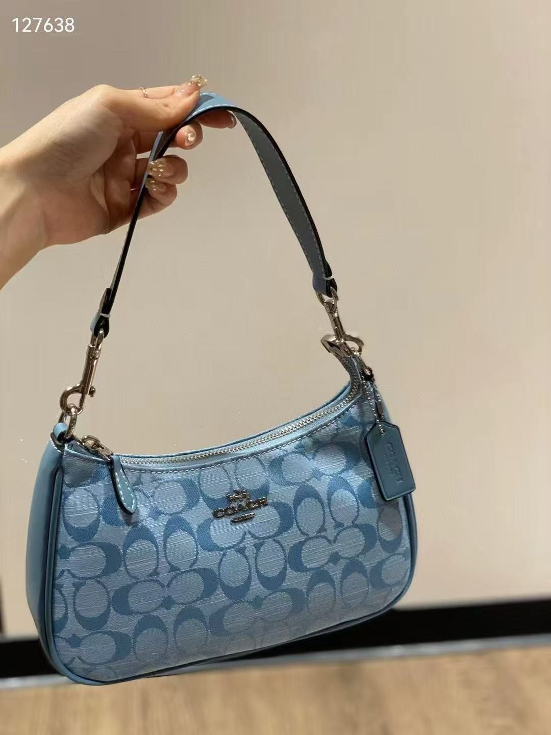 COACH Teri Shoulder Bag Signature Chambray CH139 outlet New