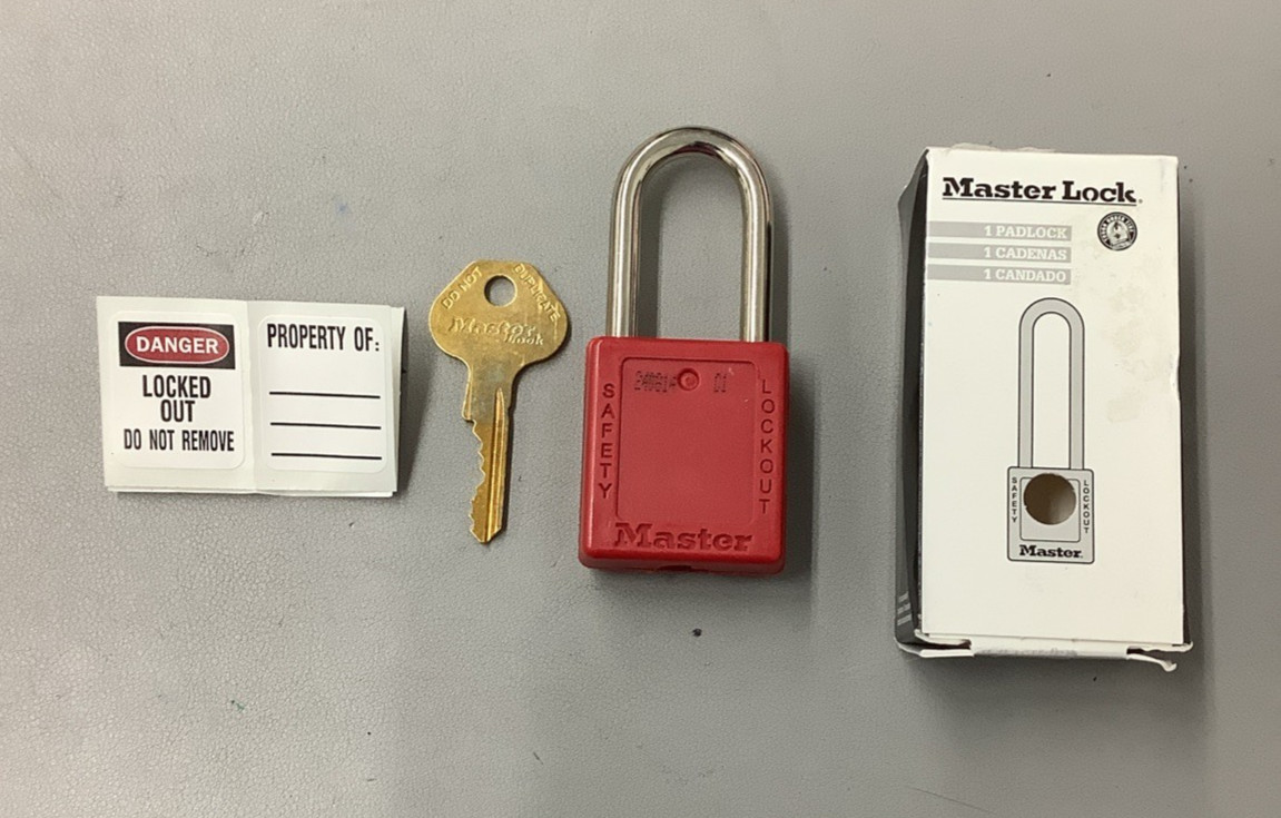 Lot of 4 Masterlock 410KAS4RED4KS Lockout Padlocks Keyed Alike (b21)